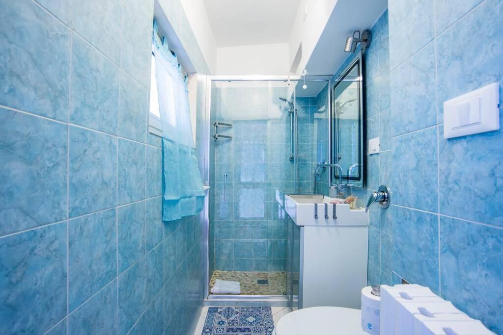 רומא Colosseum/Panisperna Nina Apartament With Terrace מראה חיצוני תמונה